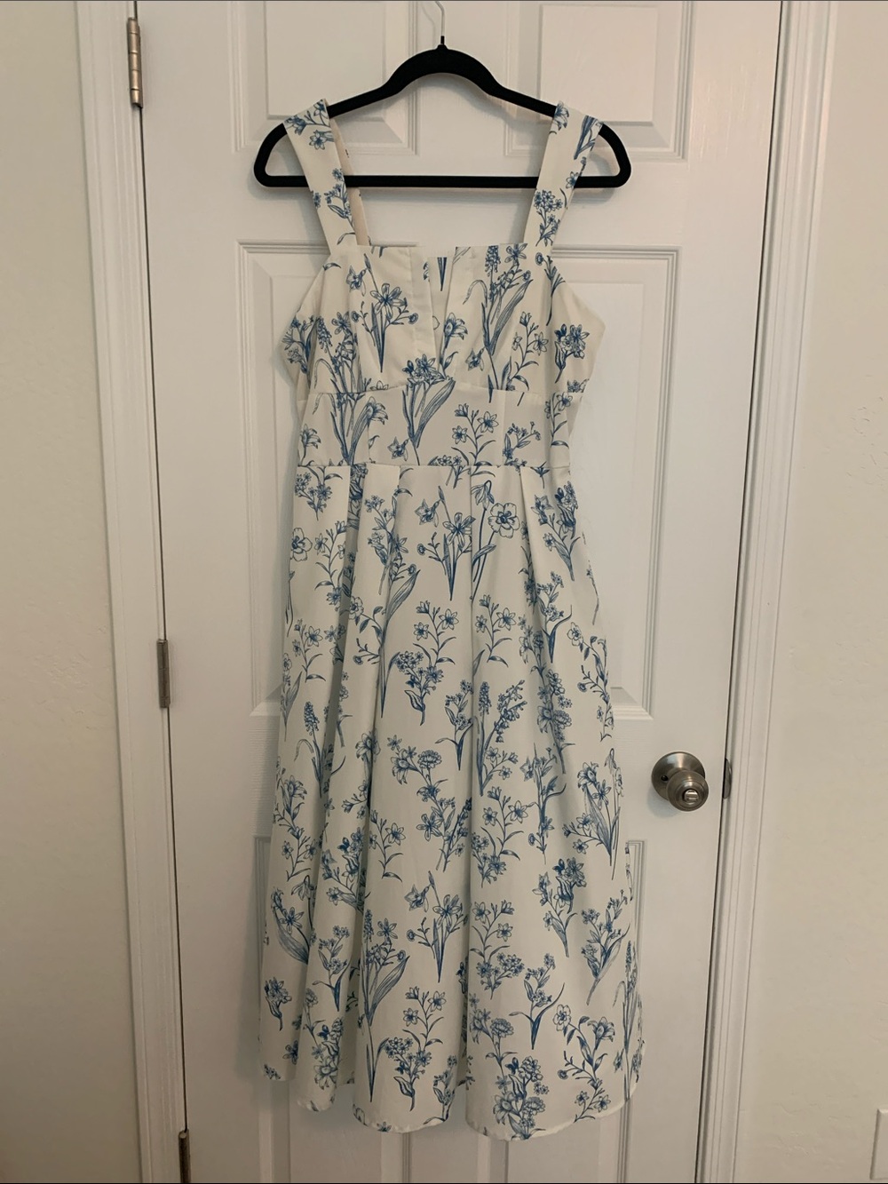 White Maxi Dress with Blue Floral Print and Wide Straps